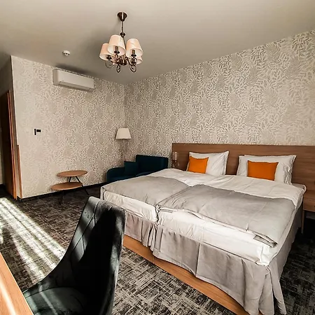 מלון Sztuka Smaku - Restauracja I שווידניקה