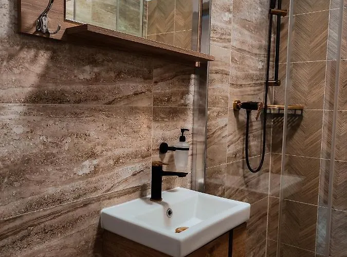 Sztuka Smaku - Restauracja I מלון שווידניקה